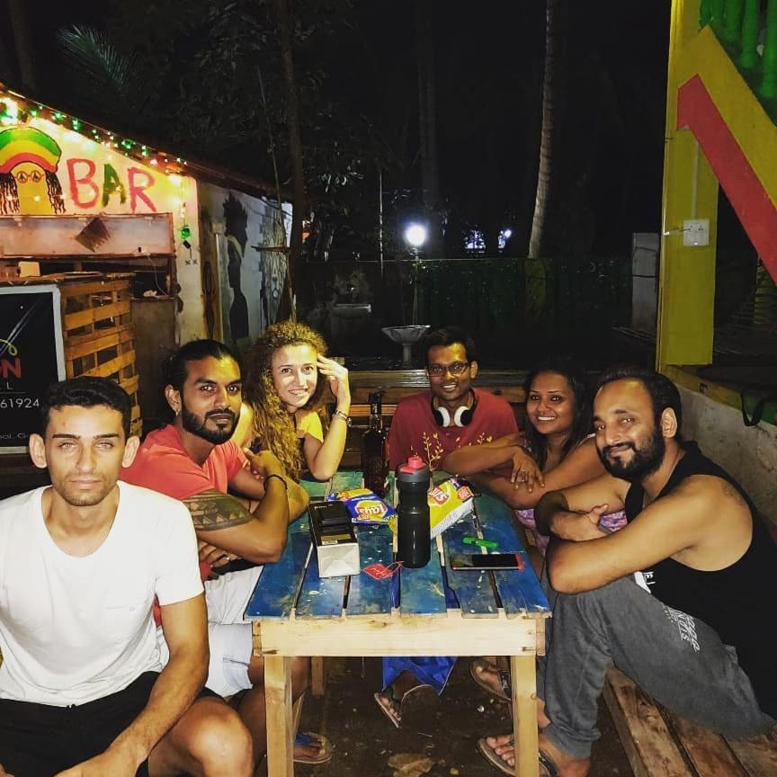 Rasta Mansion Beach Hostel And Rooms Arambol Exterior foto