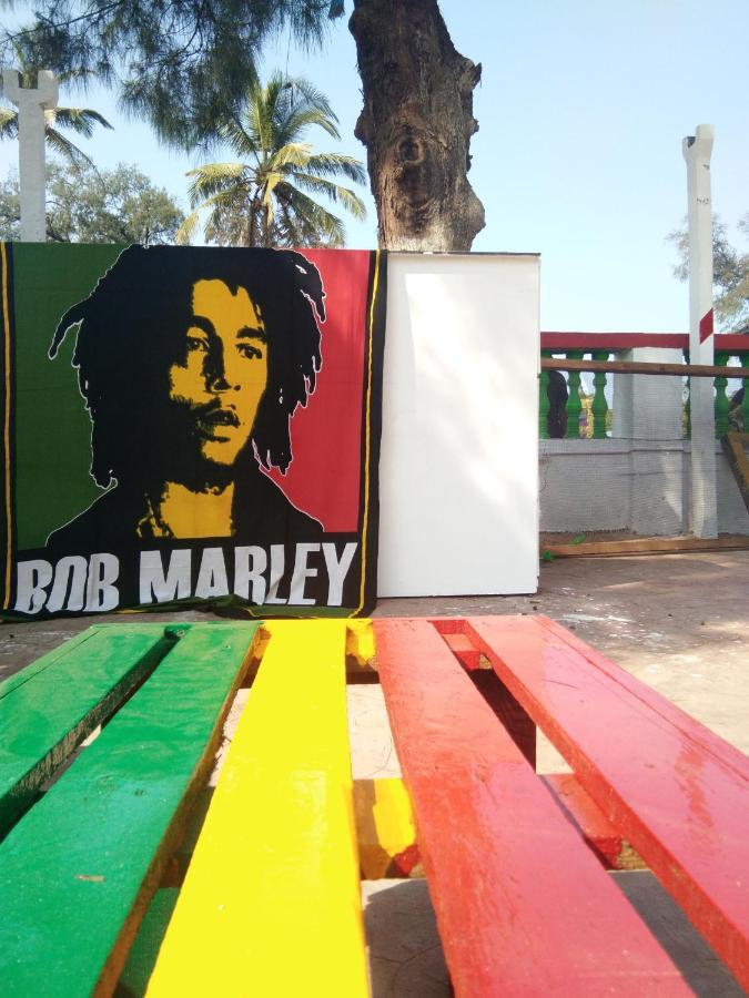 Rasta Mansion Beach Hostel And Rooms Arambol Exterior foto